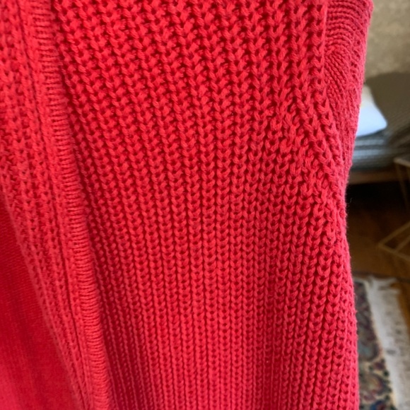 Women’s LLBean shaker stitch open cardigan‎ in red - Picture 2 of 6